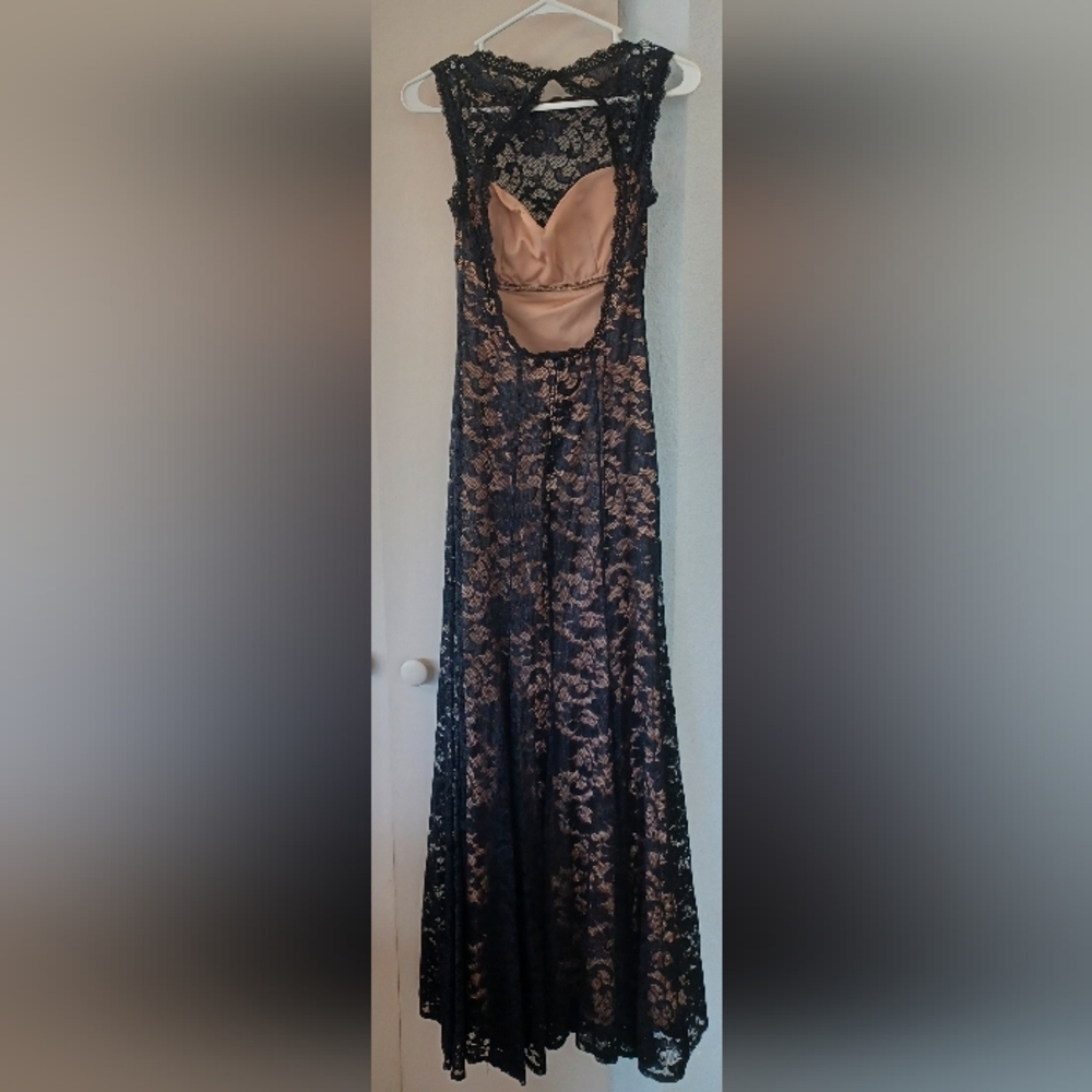DEB Black Lace elegant sexy long gown - Picture 2 of 4